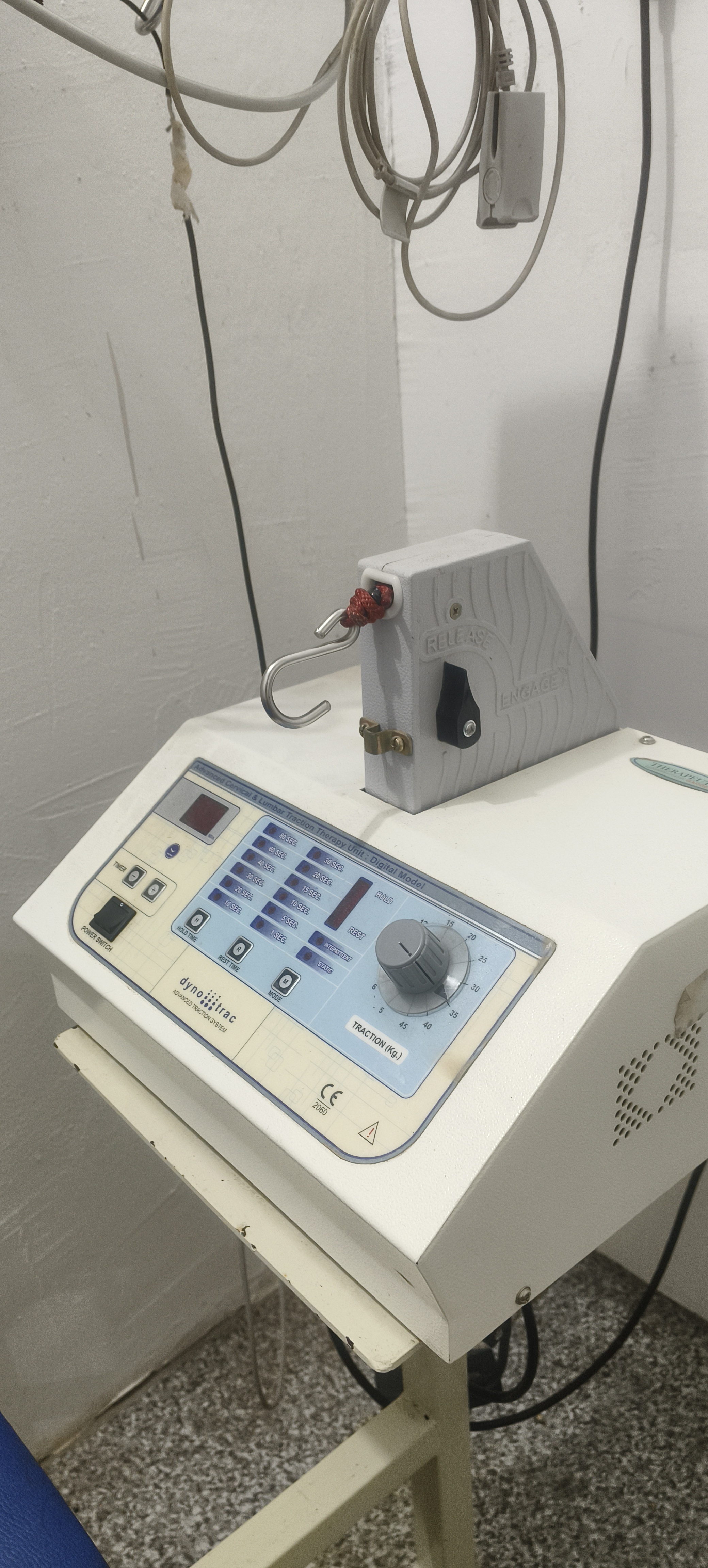 Back Diagnosing Machine